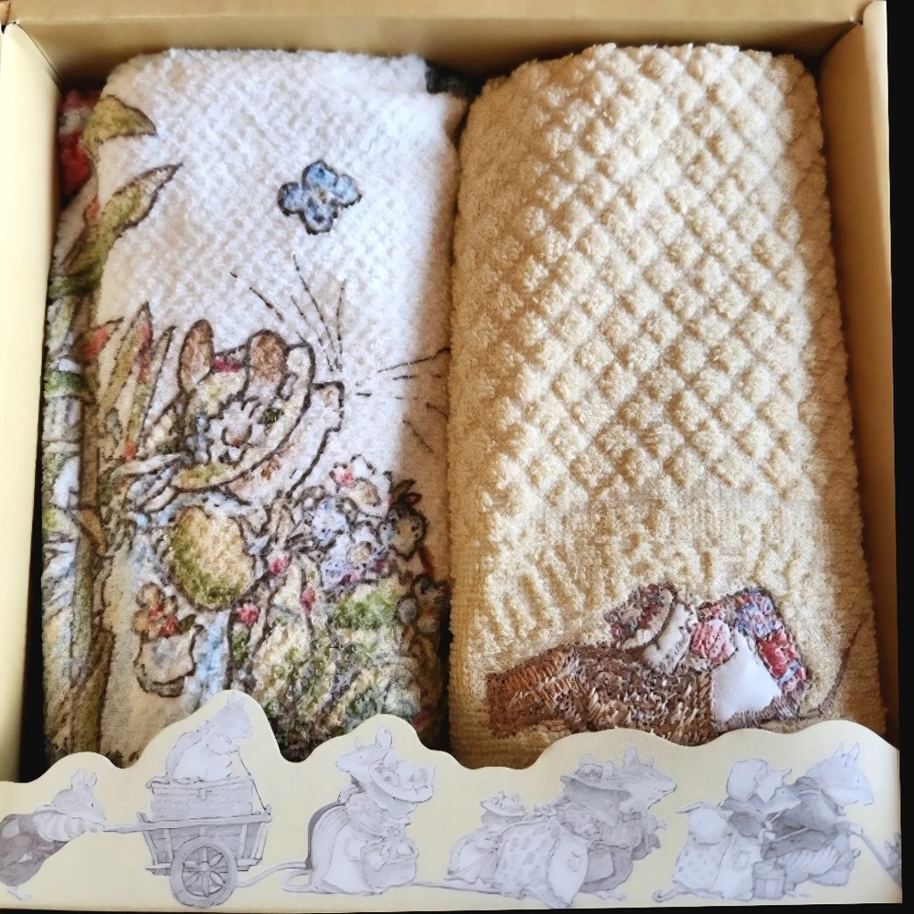 Vintage Brambly Hedge Jill Barklem Boxed Towel Set NIB Collectible